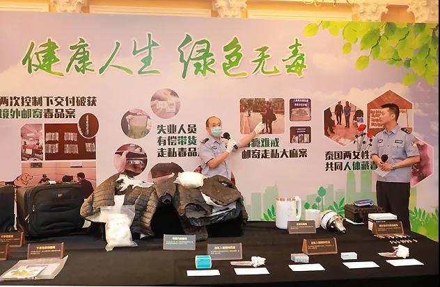 鋰<a href='http://m.dogcrazzzy.com' title='電池運(yùn)輸' >電池運(yùn)輸</a>