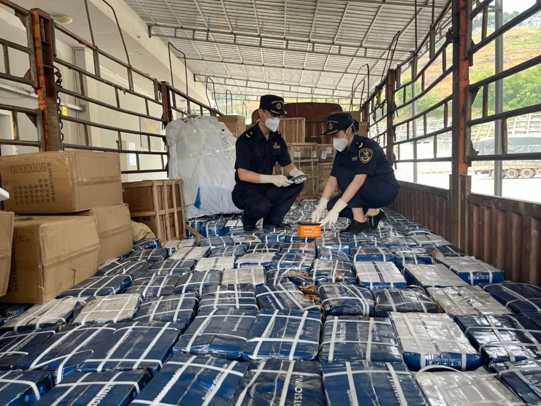 鉛酸<a href='http://m.dogcrazzzy.com' title='電池海運(yùn)' >電池海運(yùn)</a>