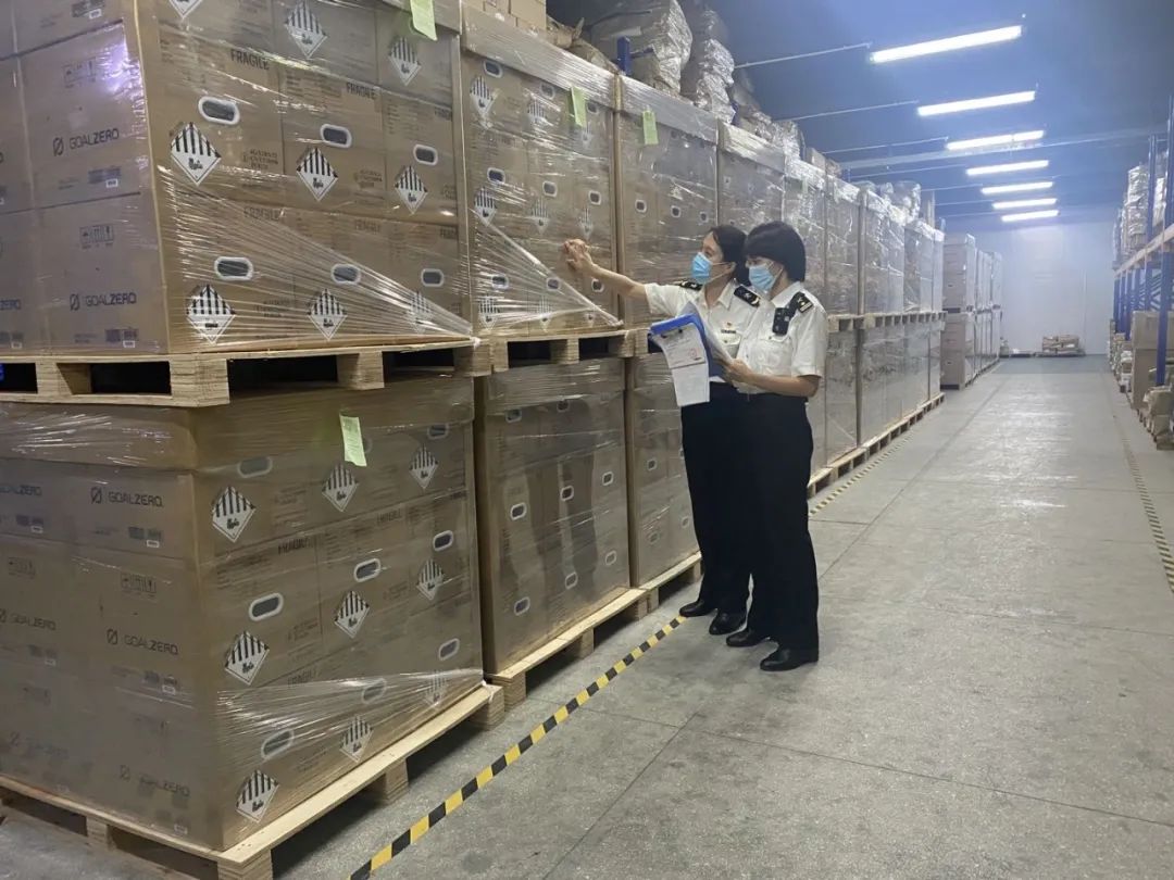 鋰<a href='http://m.dogcrazzzy.com' title='電池海運(yùn)' >電池海運(yùn)</a>